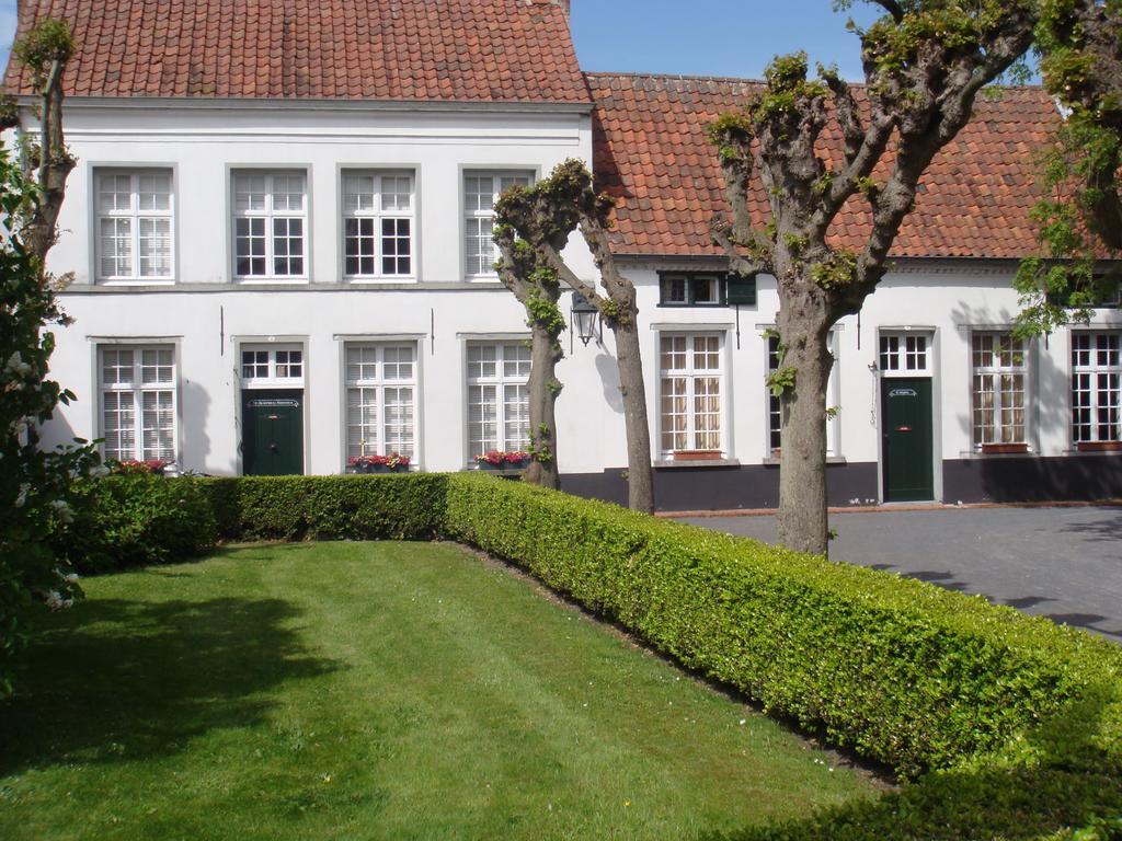 B&B De Grote Plaats Hoogstraten Εξωτερικό φωτογραφία